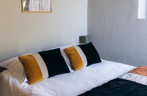 Canari Bed & Breakfast | A Casa Di U Scogliu. Stone house on the waterfront. Cap Corse