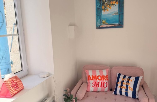 Lectoure Apartment | A Mediterranean Getaway