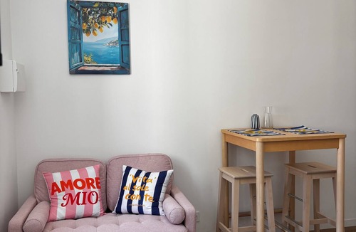 Lectoure Apartment | A Mediterranean Getaway