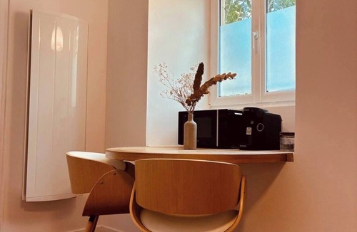 Mauleon Apartment | A quiet, authentic 1808 studio near Puy du Fou