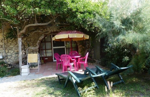 Saintes-Maries-de-la-Mer Apartment | A STUDIO FOR 2 PEOPLE 7 AVENUE GILBERT LEROY