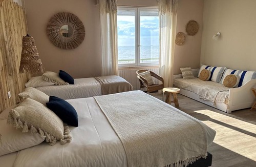 Quartier du Casino Hotel | Acadie Saint Victor - Hôtel restaurant -Face mer- Châtelaillon plage