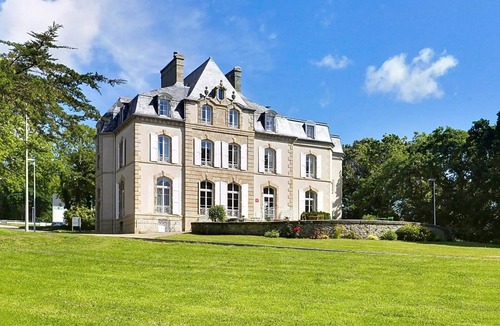 Audierne House | Accessible Cottage for 4 in Audierne