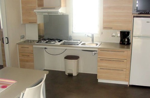 Limeuil House | Accessible Mobile Home with Terrace in Limeuil