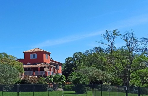 Le Cannet-des-Maures Apartment | Accommodation in a Bastide with a beautiful swimming pool and a large terrace