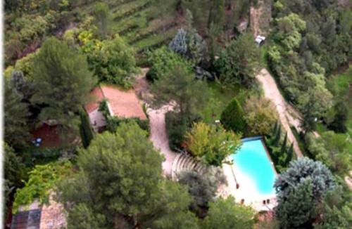 Roquevaire Villa | Adorable villa avec piscine nichée dans la pinède