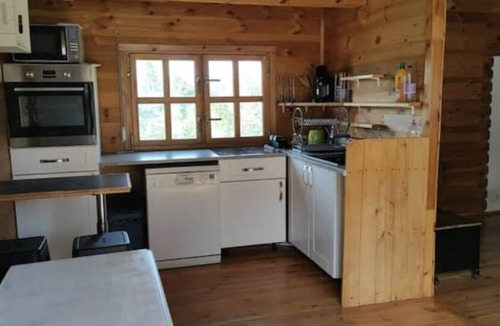 Trans-en-Provence Ski Chalet | Agréable Chalet en Bordure de Forêt