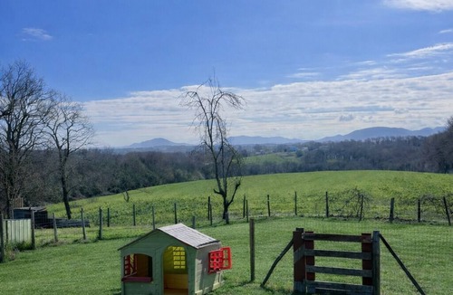 Ahetze House | Ahetze - House 90 m², quiet, terrace, mountain view, near Guéthary