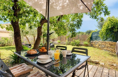 Preconil Apartment | Air-conditioned flat for 4 people with garden - Golfe de St-Tropez