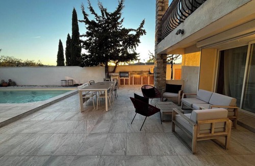Pierrefeu-du-Var House | Air-conditioned house with a pool.
