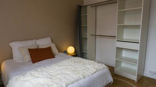 Chateaulin Apartment | Air-conditioned apartment four bedrooms Between Crozon and Quimper
