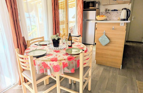 Saint-Papoul House | Air-conditioned, fully furnished, and spacious mobile home for 6–8 people