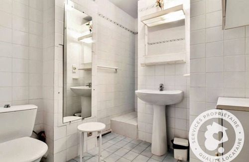 Le Pradet Apartment | Air-conditioned studio near Les Bonnettes & Monaco beaches