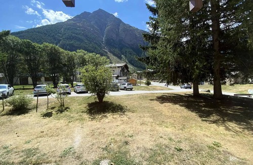 Bessans Apartment | Albaron Residence - Practical and well located studio