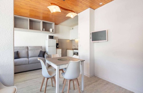 Chamrousse Apartment | Alpine Hideaway with Balcony