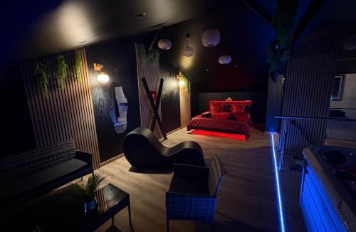 Laplume Hotel | AMORE suite de luxe & spa