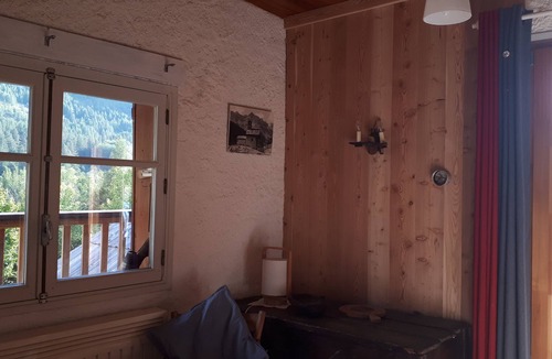 Nevache Ski Chalet | Antique cottage dating from 1870