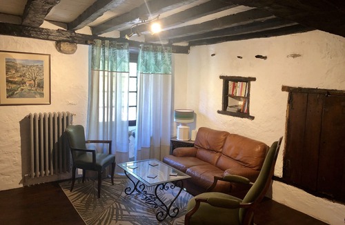 Prats-de-Mollo-la-Preste House | Apartment in a Catalan Mas