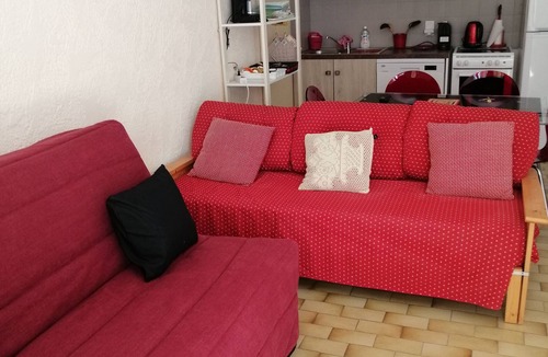 Sainte-Croix-du-Verdon Apartment | Apartment 38 m2, 4 persons, WIFI Fiber, Ste Croix du verdon lakefront