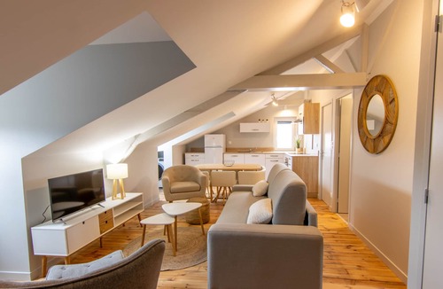Chatel-Guyon Apartment | Apartment-4 people-Ensuite with Bath -Garden View