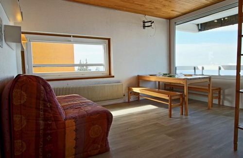 Chamrousse Apartment | Apartment Chamrousse slopeside, pets allowed