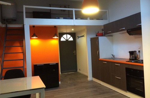 Bourg-les-Valence Apartment | Apartment-Comfort-Private Bathroom-A7-Rez de chaussée