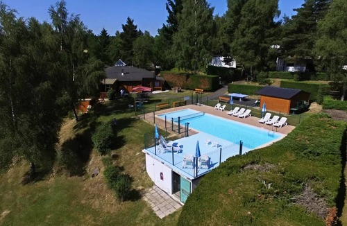 Chaudes-Aigues Ski Chalet | Apartment