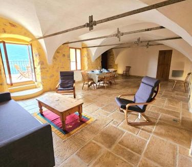 Bargemon Apartment | Apartment in Bargemon