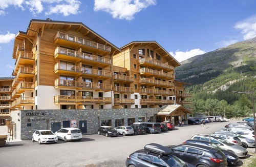 Les Boisses Apartment | Apartment in Tignes with Spa and Pool