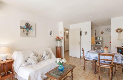 Sainte-Maxime Apartment | Apartment La Palmeraie II-12 by Interhome