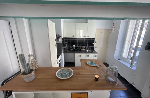 Montredon Apartment | Apartment 'Le Cabanon De Manon' with Wi-Fi