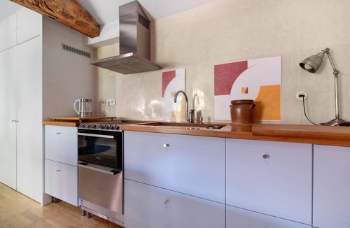 Marssac-sur-Tarn Apartment | Apartment “Le Loft Du Chant Du Buc” with Shared Pool, Garden, and Wi-Fi