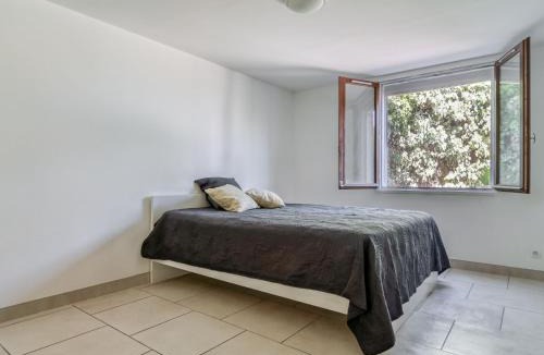 La Valette-du-Var Apartment | Apartment Les Chevrefeuilles by Interhome