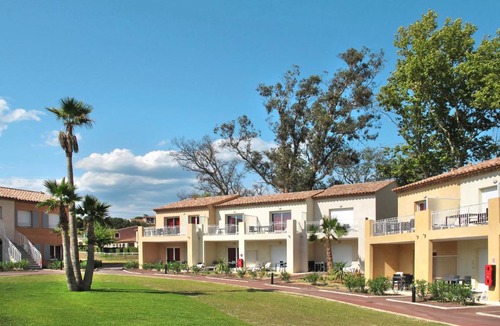 Les Restanques Apartment | Apartment Les Perles de Saint Tropez - POG160