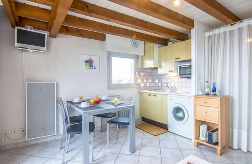 Carnac Apartment | Apartment MEN DU by Interhome