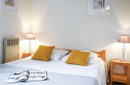 Carnac Apartment | Apartment Mer et Plages in Carnac - 4 persons, 2 bedrooms