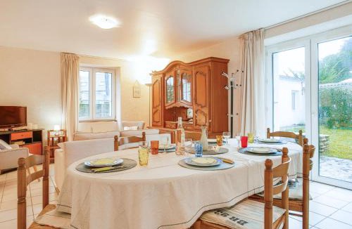 Carnac Apartment | Apartment Mer et Soleil by Interhome