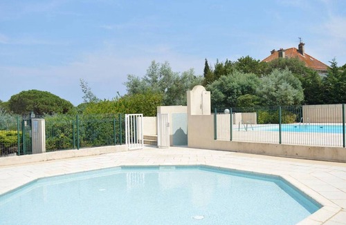 Plage de la Garonnette Apartment | Apartment Sainte-Maxime, 1 bedroom, 4 persons