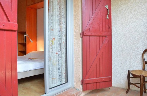 Plage de la Garonnette Apartment | Apartment Sainte-Maxime, 1 bedroom, 5 persons