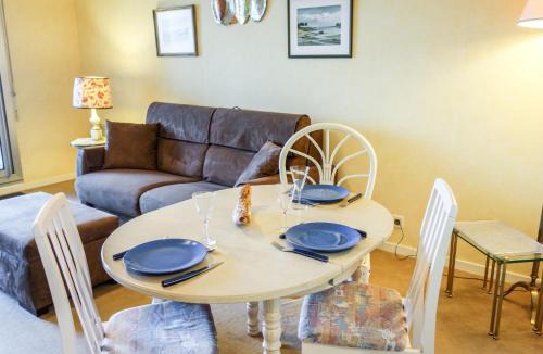 Dinard Apartment | Apartment Terrasses d'Emeraude-2 by Interhome