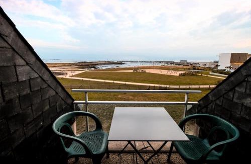 Saint-Guenole Apartment | APPART-DUPLEX VUE MER PANORAMIQUE BALCON & PISCINE proche commerce