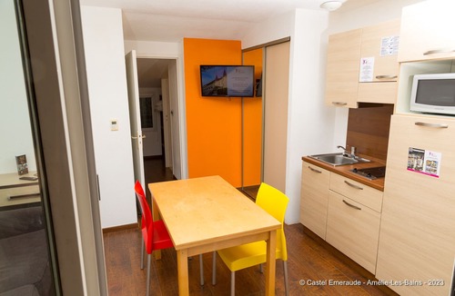 Amelie-les-Bains-Palalda Apartment | Appart'Hotel Castel Emeraude