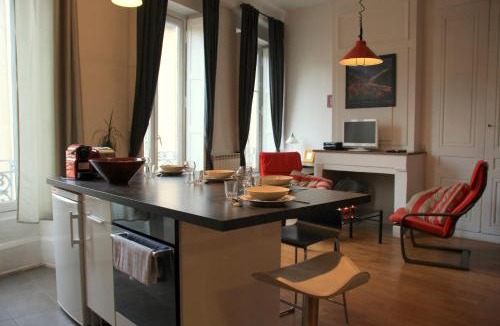 1st Arrondissement Apartment | Appart' Sathonay