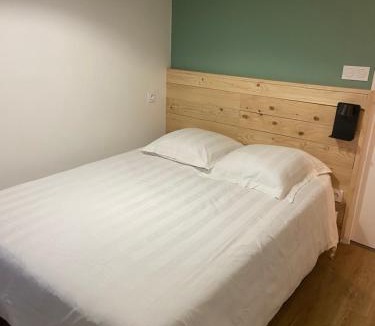 Saint-Symphorien-d'Ozon Apartment | Appartement T2 meublé 2ter
