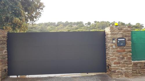 Cap Benat Apartment | Appartement 4 personnes dans domaine privé, calme, plage