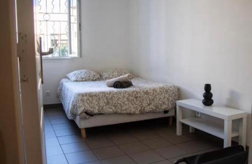 Menpenti Apartment | Appartement 4 personnes avec terrasse proche vélodrome et centre