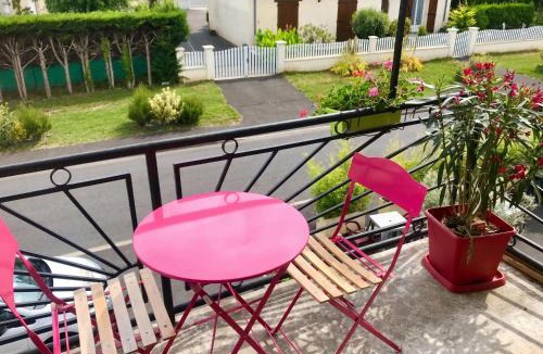 Objat Apartment | Appartement confortable avec jardin à Objat, 120 m²