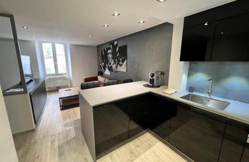 Old Town Apartment | Appartement Design Centre ville