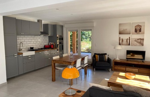 Clara Apartment | Appartement et Studio Les Glycines