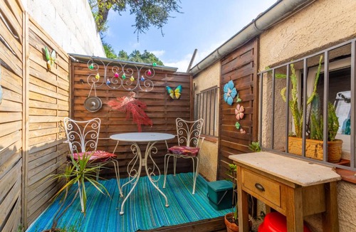 Bormes-Les-Mimosas Apartment | Appartement le Patio avec piscine